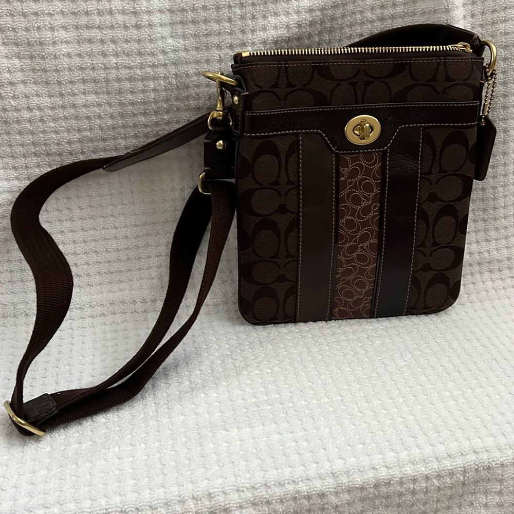 Has adjustable straps and a pocket in the front.
